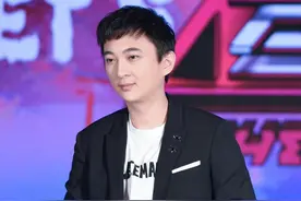 王思聪迷之操作，曾被丁太昇吐槽乌合之众，如今又为他点赞图片