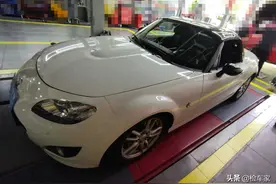 卖掉宝马2系，花12万买辆09款马自达MX-5，刚开出展厅就头大图片