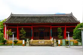 名垂宇宙 | 诚君臣之至公，古今之盛轨也——托孤堂图片