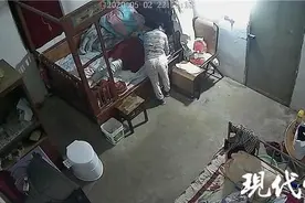 保姆闷死83岁老人，坐其胸口扇扇子，事后还镇定帮家属处理后事图片