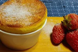 网红舒芙蕾松糕，平底锅就能做，香甜松软，做法非常简单图片