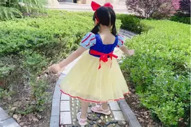 幼儿园园长忠告：女孩子夏天尽量少穿裙子上学，这是为什么呢？图片