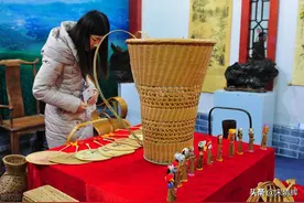宋清辉：文化产业已成为中国经济重要支柱产业 其重要性日益凸显图片