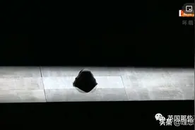 东京奥运会开幕式为新冠逝者整了个特别默哀环节把娃都吓哭了...图片