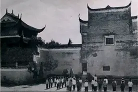 农村包围城市，武装夺取政权：毛泽东对中国革命道路最伟大的贡献图片