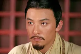 孙策战力排名第九，仅次于许褚，为啥被三个毛贼就给轻松刺杀了？图片