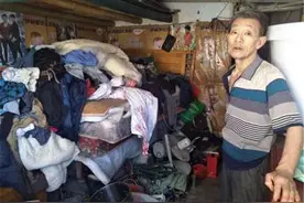 囤积癖：东方VS西方，垃圾腐臭堆满屋子，不为钱只寻心灵满足感图片
