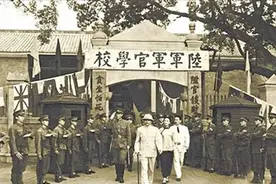 黄埔军校是“速成培训班”，为何将星如云，你符合招生条件吗？图片