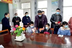 扶贫帮困温暖人心，情系大公中学师生图片