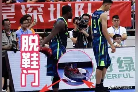易建联终于给出回应，当初脱掉李宁换耐克鞋，拒绝比赛的原因在这图片
