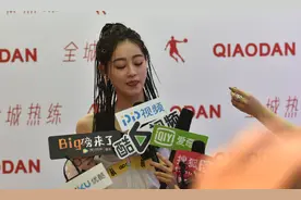 四线演员祝绪丹亮相太原，现场火爆堪比央视春晚图片