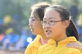 726分重庆高考状元曾也是中考状元，数学概率是440亿分之一图片