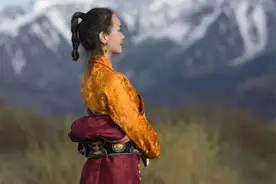 拍人像什么角度最美？这几个眼神方向要注意了图片