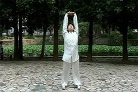 每天几分钟，身心双调－简单易做的八段锦图片