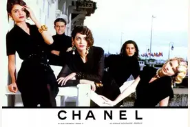 CHANEL秀场90s 复古穿搭灵感来源图片