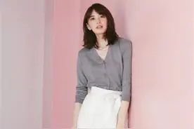 穿阔腿裤时，挑对款式是关键！建议多选这3种裤型，遮肉还能显高图片
