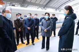 即将通车！仙桃市委书记、市长今日试乘武仙城际铁路图片