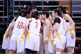 热身赛-韩旭16分李楠之子19分 中国女篮不敌江苏U19男篮图片