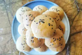 原来手套膜可以这样轻松揉出，没有面包机的你也能大胆地做面包了图片