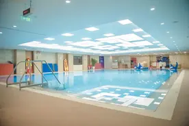 循序渐进：水疗康复让骨折的游泳小将重拾运动信心图片