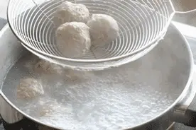 牛肉丸吃了这么多年，你真的吃对了吗？学会这5招让你避开雷区图片