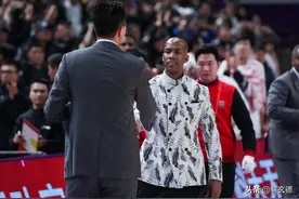 4连胜北控碰上19连胜广东，马布里硬钢杜峰还是战略性放弃？图片