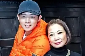 5位翻车男星背后：皆为“妈宝男”，被妈妈过度参与了人生图片