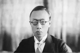 毛主席读溥仪的《我的前半生》，看后评价：我觉得这本书写得不好图片