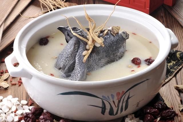 花胶莲藕猪脚汤 2026年花胶猪骨莲藕汤