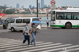 投资上亿的球形建筑，关闭荒废十几年，被冷落的海上皇宫拟变身图片