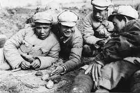 1947年粟裕连战连捷，陈毅却批华野：战术蠢笨落后，只会人海战术图片