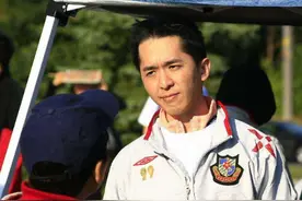 4次遭母亲起诉，同时谈3个女友，“风流公子”邓兆尊怎么了？图片