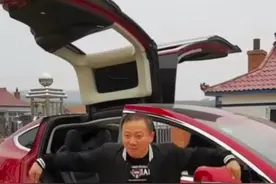 能让山海关以北都哆嗦的谢广坤，赵本山四徒弟唐鉴军是什么样的人图片
