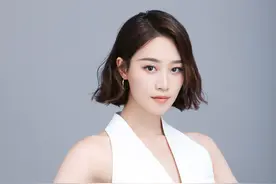 蓝盈莹被“黑”后，连接三个广告代言，好一出现实版浣碧上位戏图片