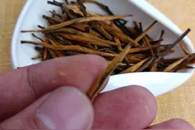 染色茶惊现审评茶样，教你如何快速分辨染色茶图片
