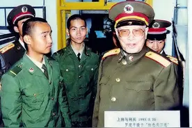 1978年11师因何出藏进疆？张震戏称“本位主义”，粟裕笑称手太长图片