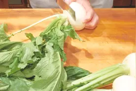 这种菜长得挺像萝卜的却不叫萝卜，你们知道吗？视频封面