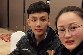 爱情事业两不误！广东男篮人气后卫女友疑似曝光，视易建联为偶像图片