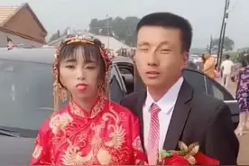 “鞋拔子新娘”火了，脸蛋跟拖鞋同款，网友：家里怕不是有矿？图片