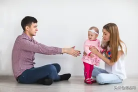 爸爸给儿子取名“超贵”，妻子听后火冒三丈：不看看你姓啥图片