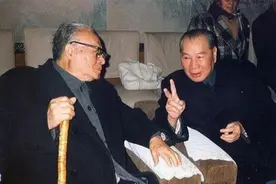 杨成武爱女，杨俊生：因父亲影响入狱十年，武警部队第一位女将军图片