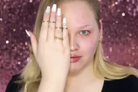 女明星们妆前与妆后的反差，看看哪位女星的素颜让你感觉判若两人图片