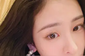 32岁张碧晨未婚生子，事业巅峰消失5个月，华晨宇闭口不提女方图片