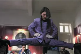 不只是超级华丽的功夫秀，影片插曲也特别好听，可惜找不到图片