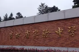 与时间赛跑！省实验高三学子究竟有多拼？图片