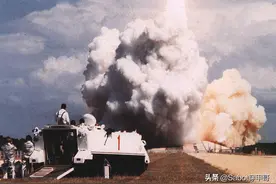 铸剑为犁，军用武器如何为航天事业服务？NASA的M113装甲救援车图片