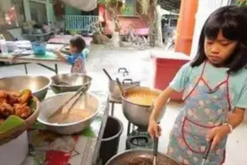 9岁女孩独自开店养活一家六口人图片