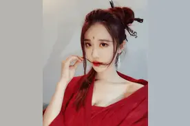 轩子自称皮衣搜查官，撞脸日本女星，屡次被封依然不改图片