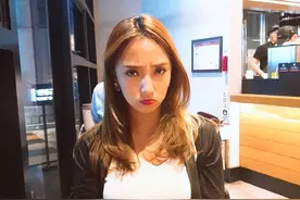 女朋友生气的样子图片