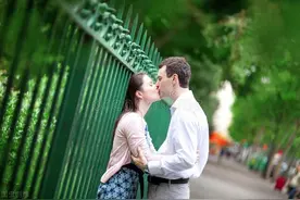 婚后与前男友约会，我发现了老公的不堪秘密（上）图片